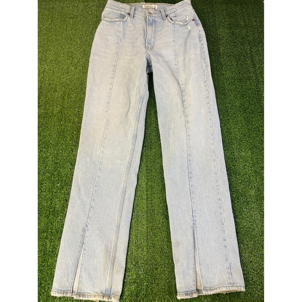 Abercrombie & Fitch Curve Love 90s Straight Ultra High‎ Rise Jeans Light Wash 30